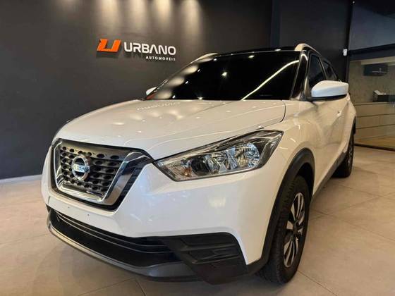 NISSAN KICKS 1.6 16V FLEXSTART S 4P XTRONIC NISSAN KICKS 1.6 16V FLEXSTART S 4P XTRONIC